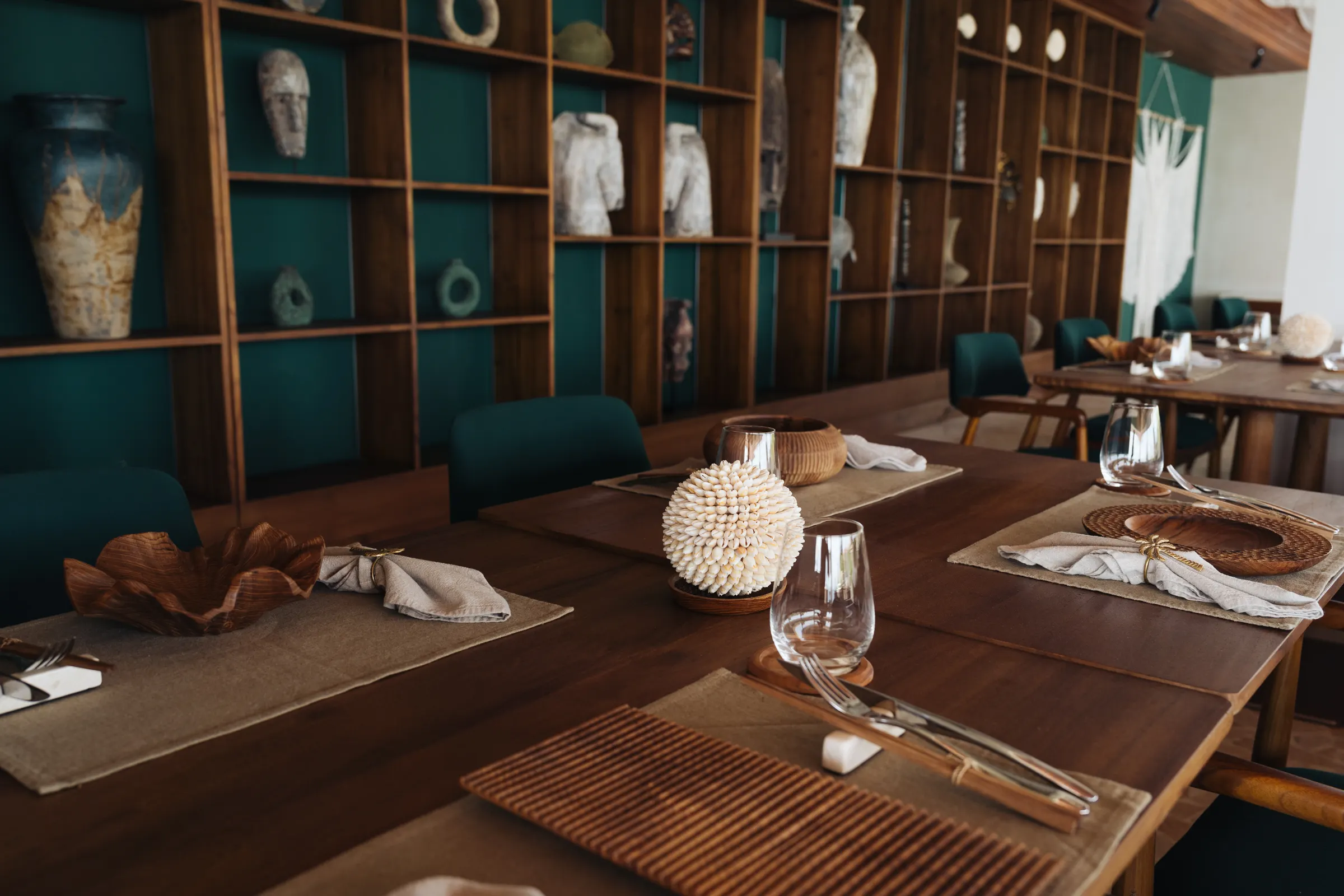 Kokoon restaurant oceanfront dining scene 7