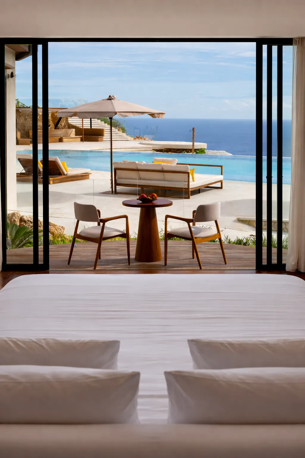 إطلالة على المحيط